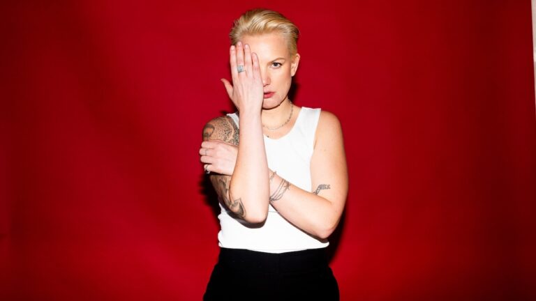 ENOLA Announces Debut EP, Shares Video for New Single ‘Looking Back’