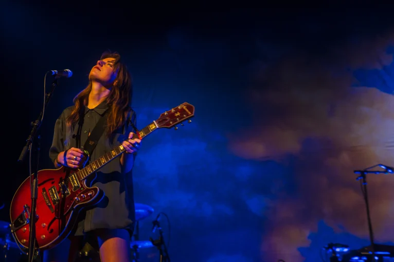 Angie McMahon offers up a sublime performance in front of home crowd