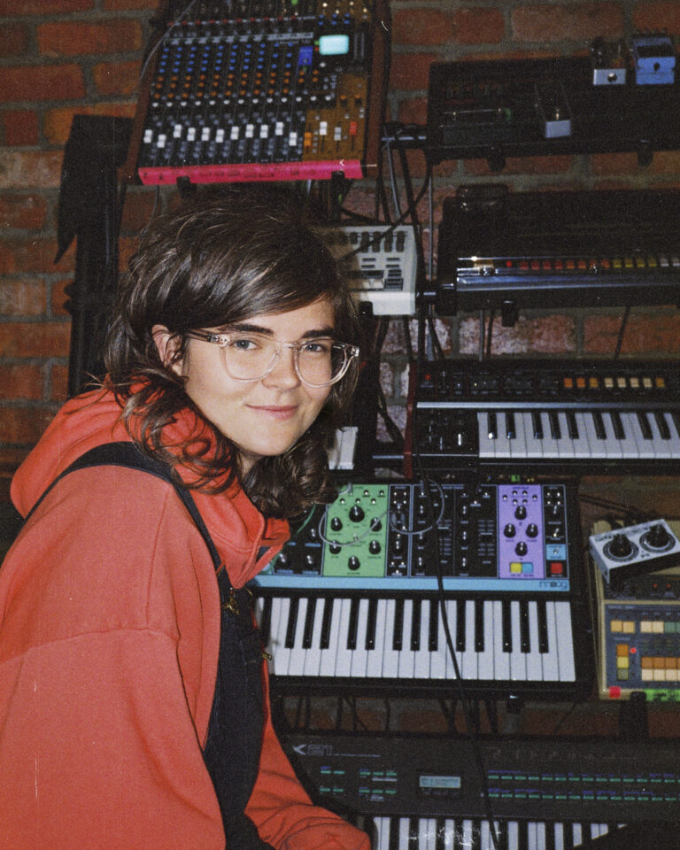 New Music Discoveries 27th Sept: Alex the Astronaut, KIAN, Hachiku, and more – The AU Review