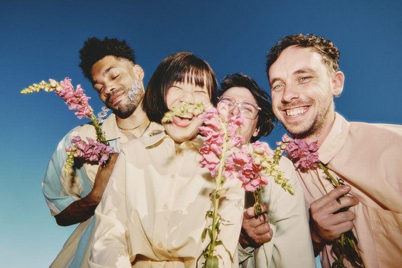 Press Photo_PhoebeRings - Get Up - photo credit Frances Carter (high res)