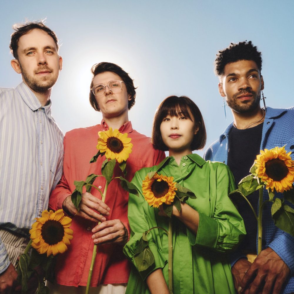 Press Photo_PhoebeRings - credit Frances Carter (high res)